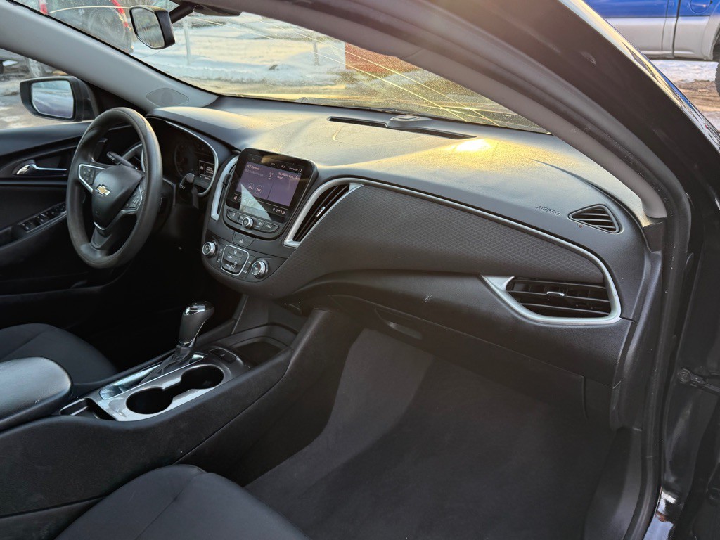2019 Chevrolet Malibu Image 11