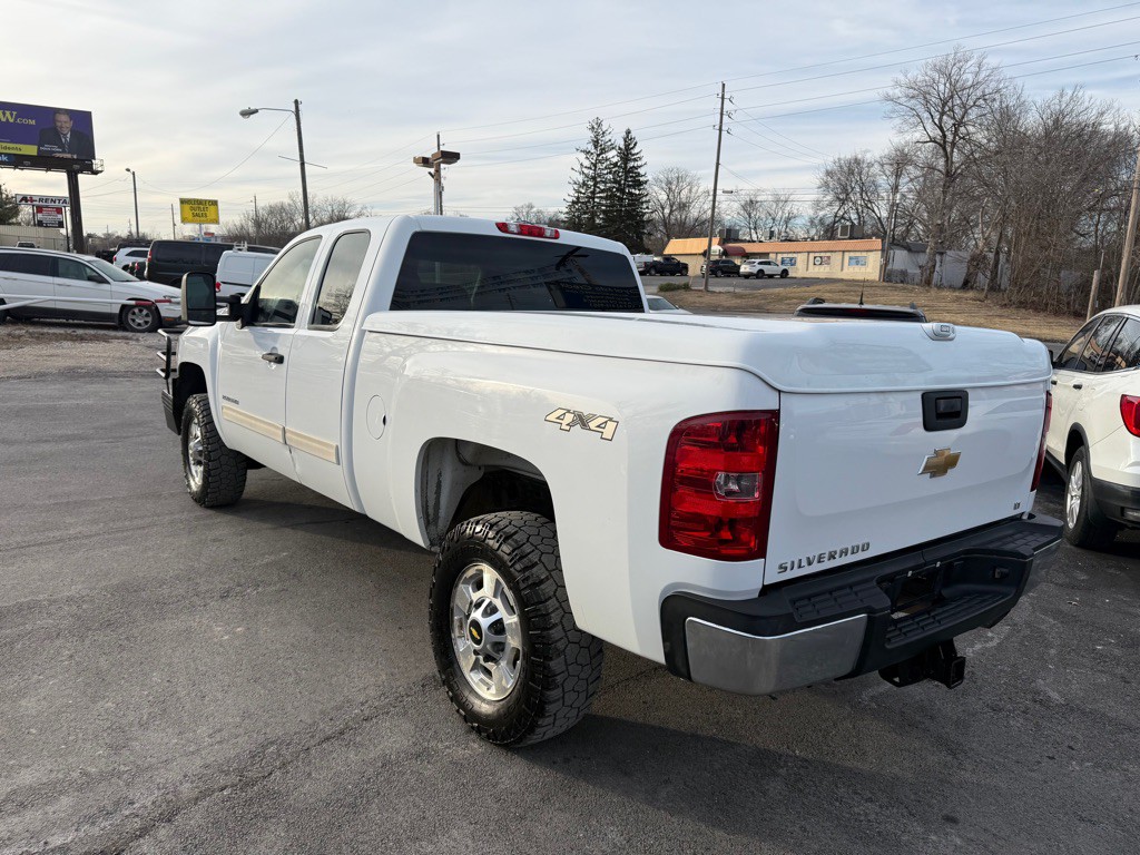 2011 Chevrolet Silverado 1500 Image 8