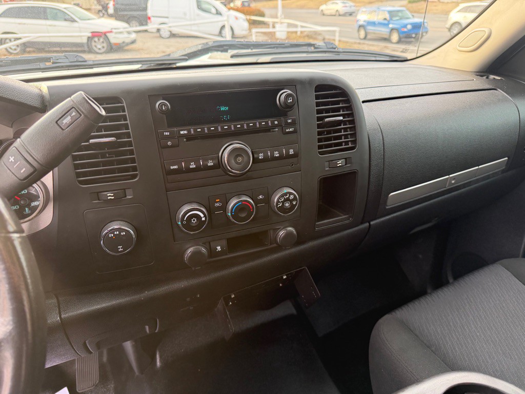 2011 Chevrolet Silverado 1500 Image 14