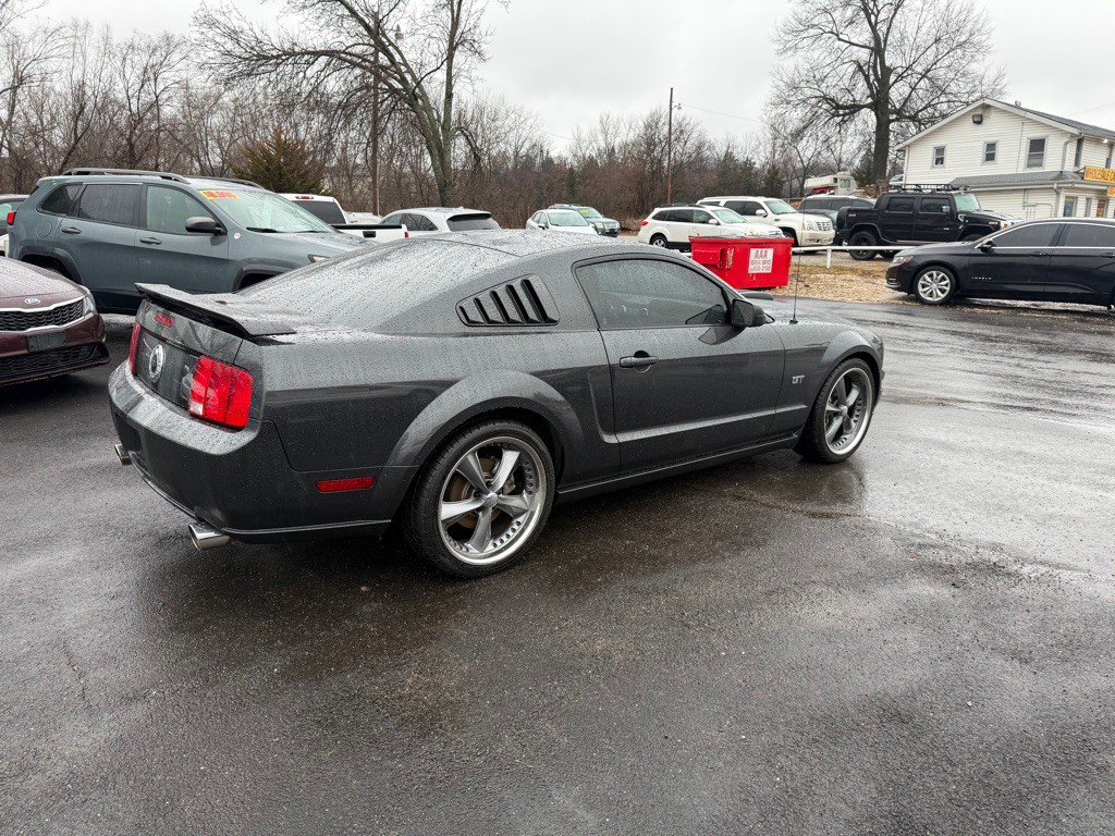 2007 Ford Mustang Image 5