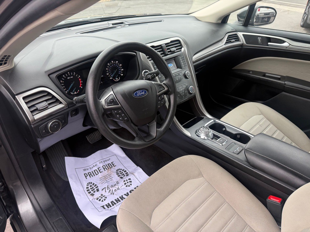 2020 Ford Fusion Image 11