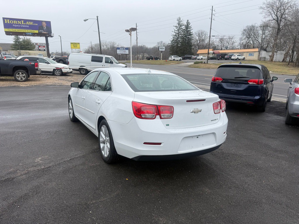 2014 Chevrolet Malibu Image 4
