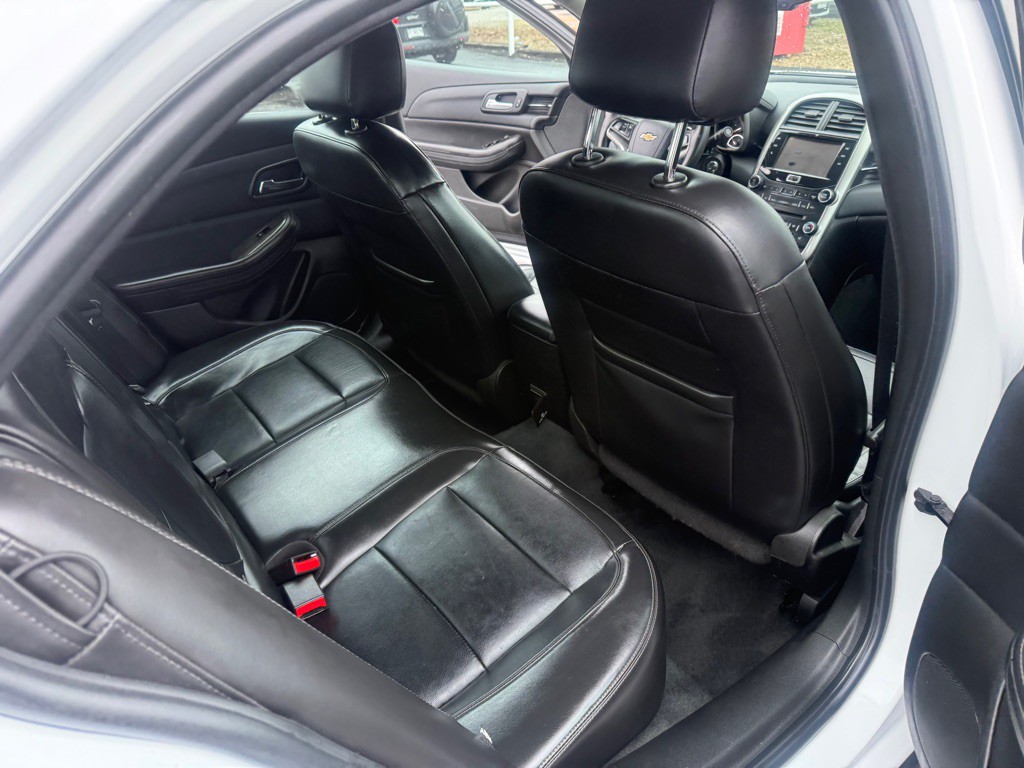 2014 Chevrolet Malibu Image 10