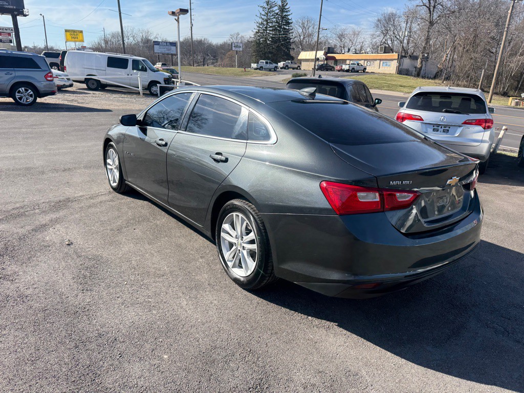 2016 Chevrolet Malibu Image 7