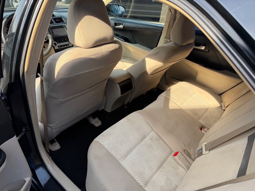 2014 Toyota Camry Image 7