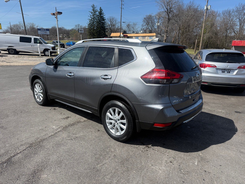 2018 Nissan Rogue Image 7