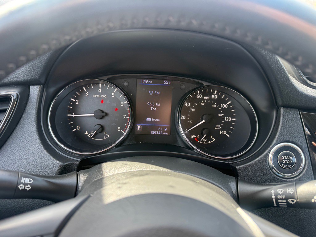 2018 Nissan Rogue Image 12