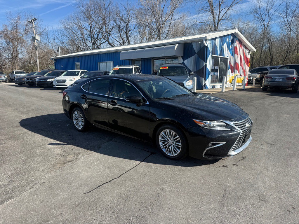 2016 Lexus ES Image 1