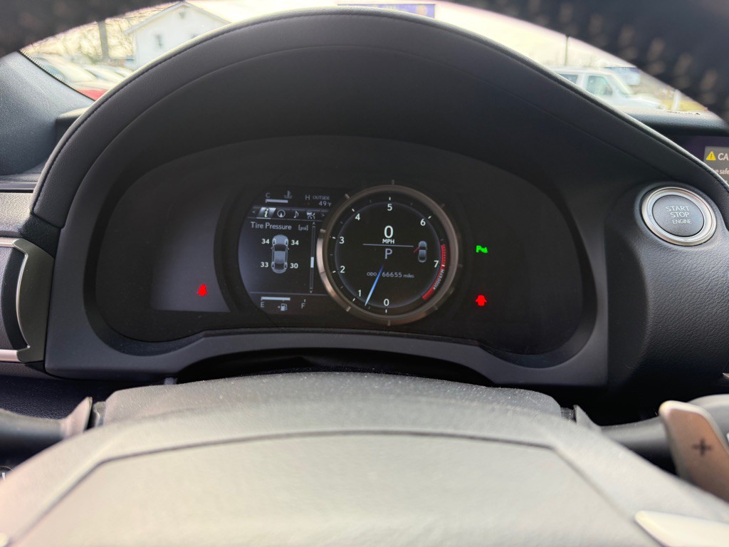 2017 Lexus RC Image 12