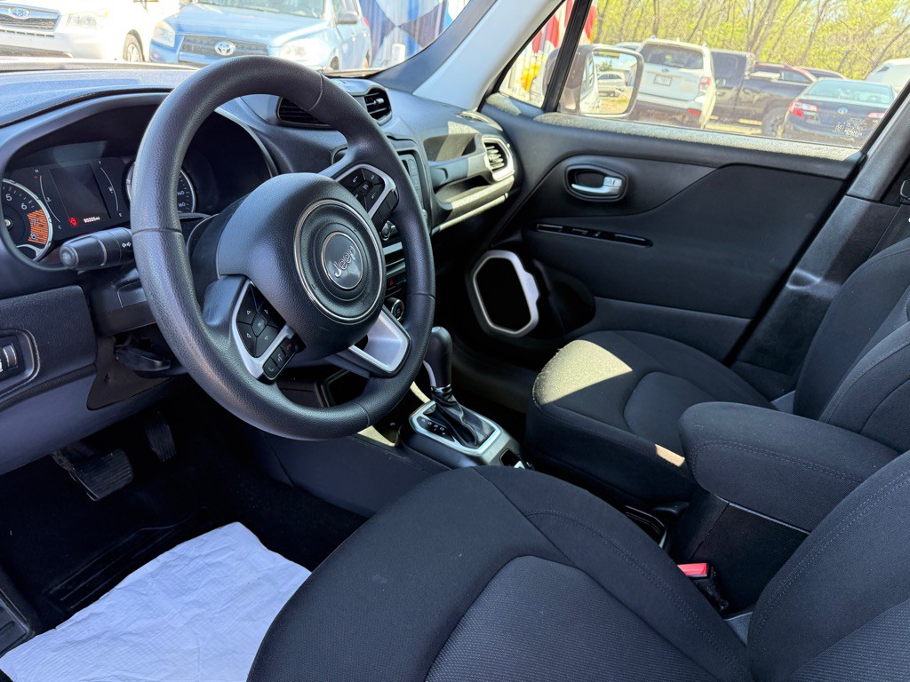 2019 Jeep Renegade Image 8