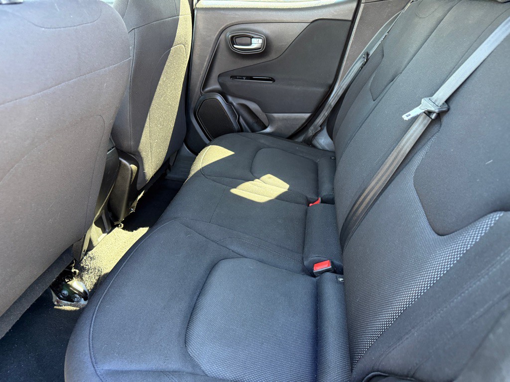 2019 Jeep Renegade Image 11