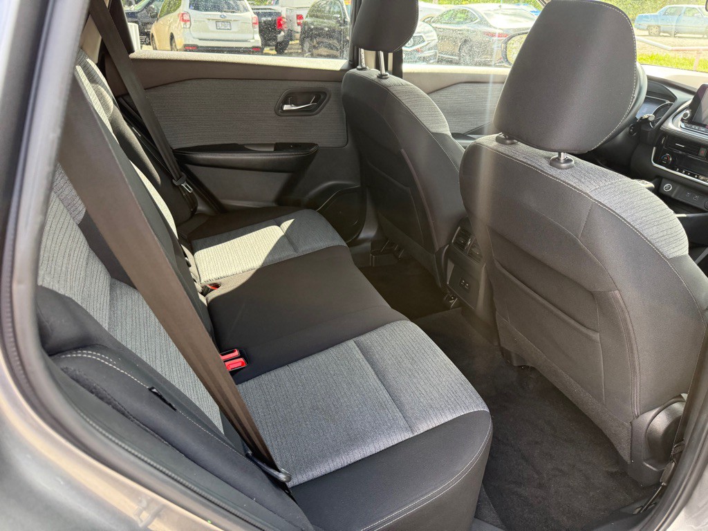 2022 Nissan Rogue Image 8