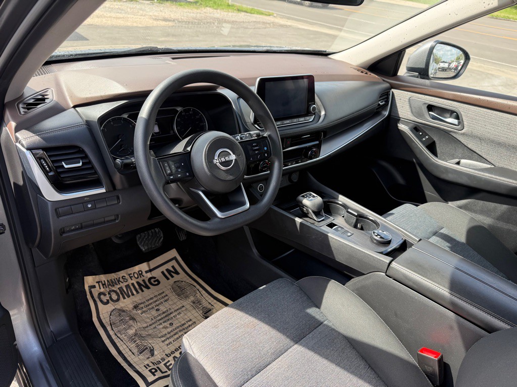 2022 Nissan Rogue Image 11