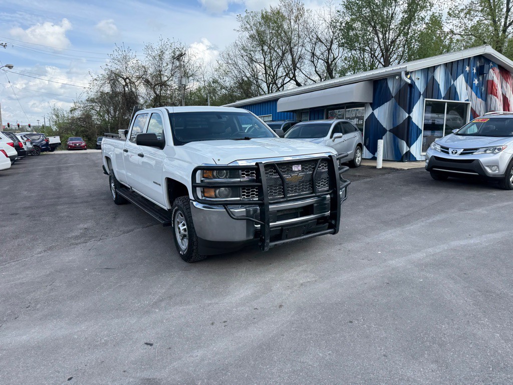 2019 Chevrolet Silverado 1500 Image 2