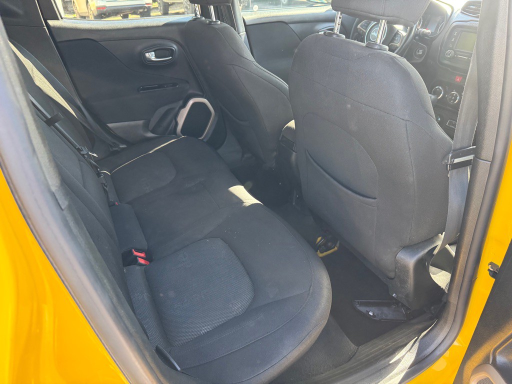 2016 Jeep Renegade Image 7