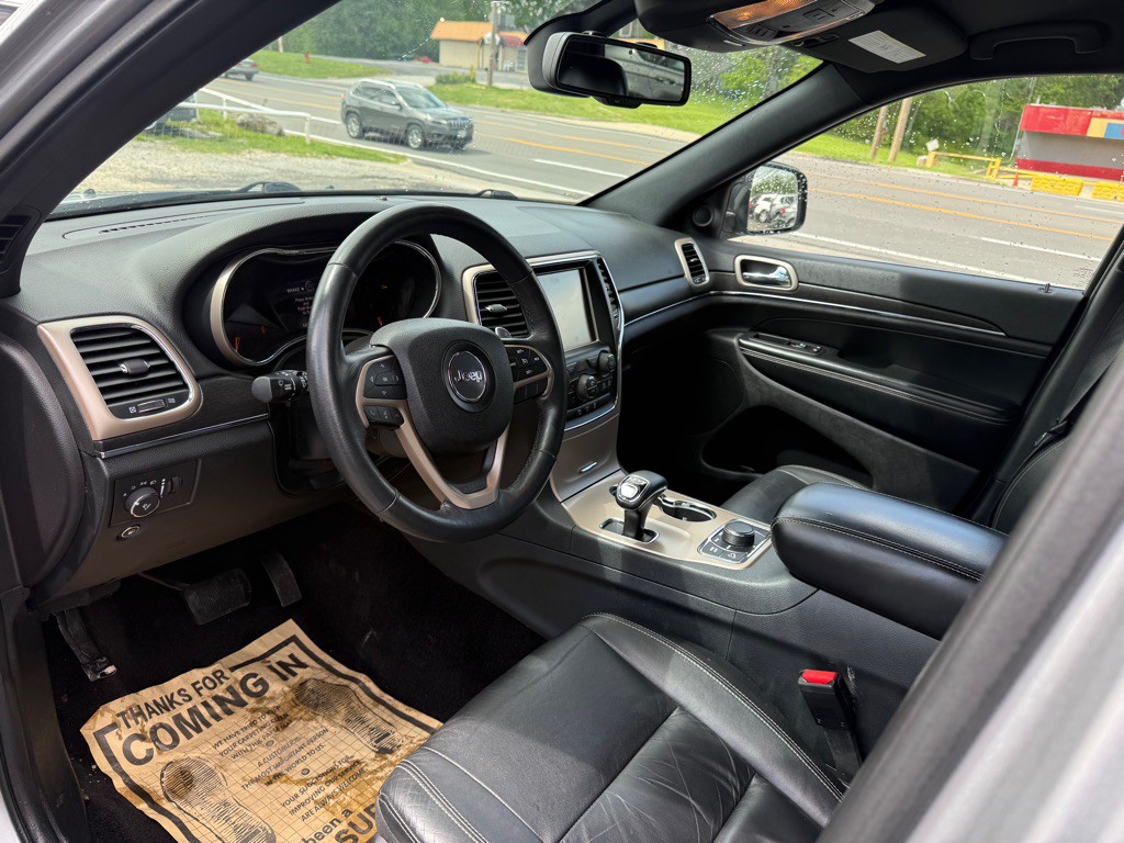 2015 Jeep Grand Cherokee Image 11