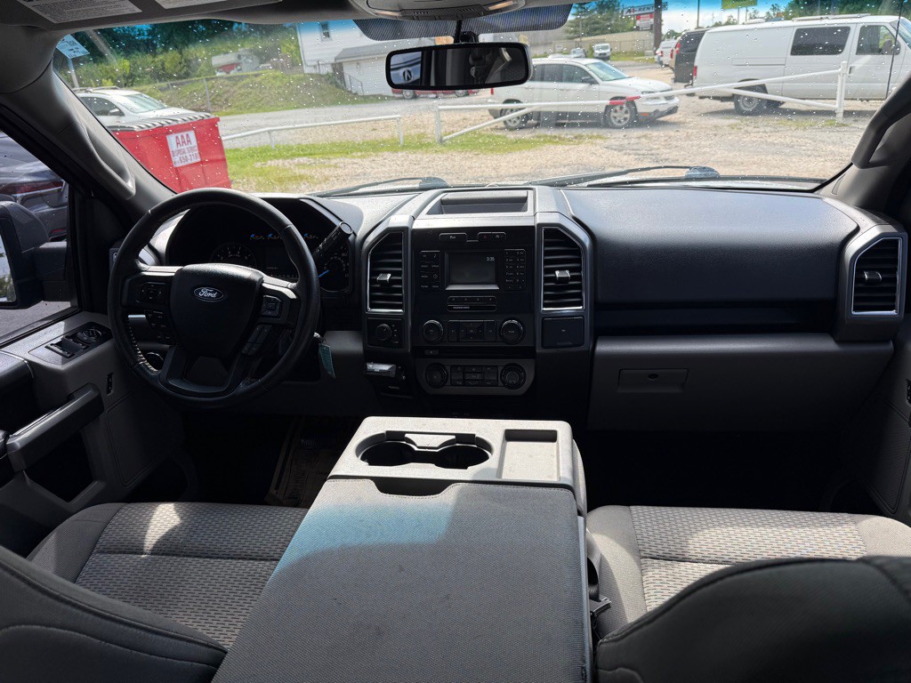 2015 Ford F-150 Image 12