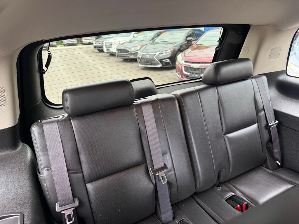 2011 GMC Yukon Image 12