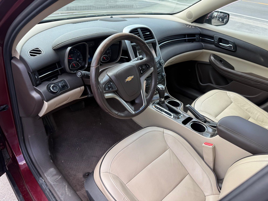 2015 Chevrolet Malibu Image 12