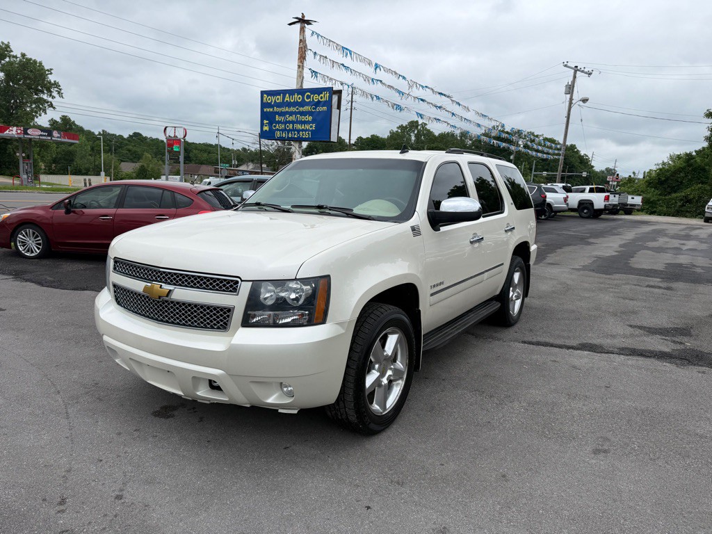 2013 Chevrolet Tahoe Image 3