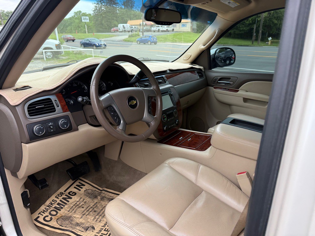 2013 Chevrolet Tahoe Image 12