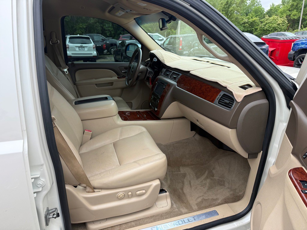 2013 Chevrolet Tahoe Image 13
