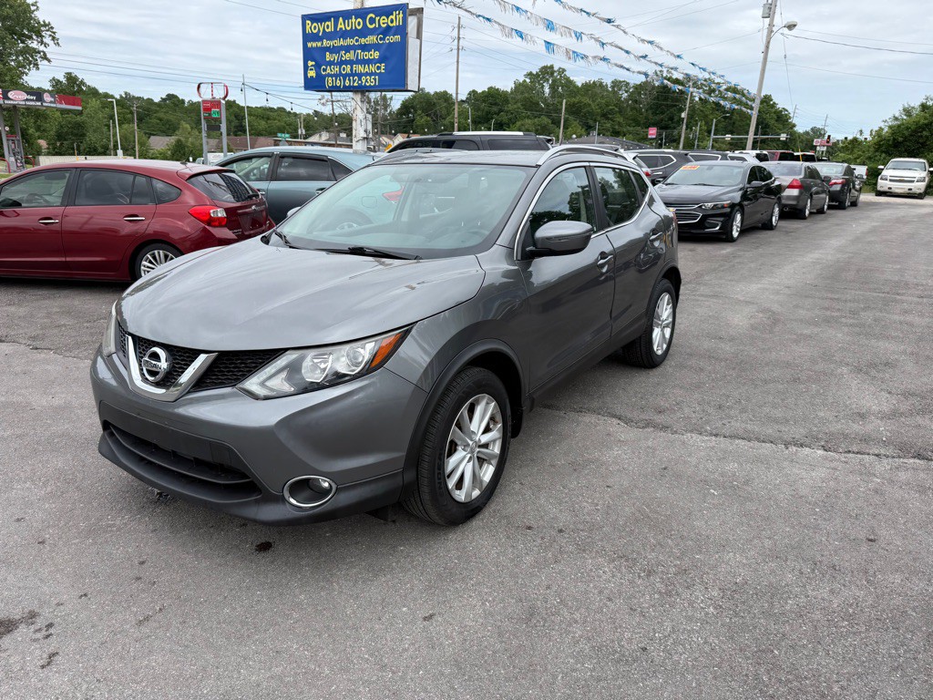 2017 Nissan Rogue Image 3