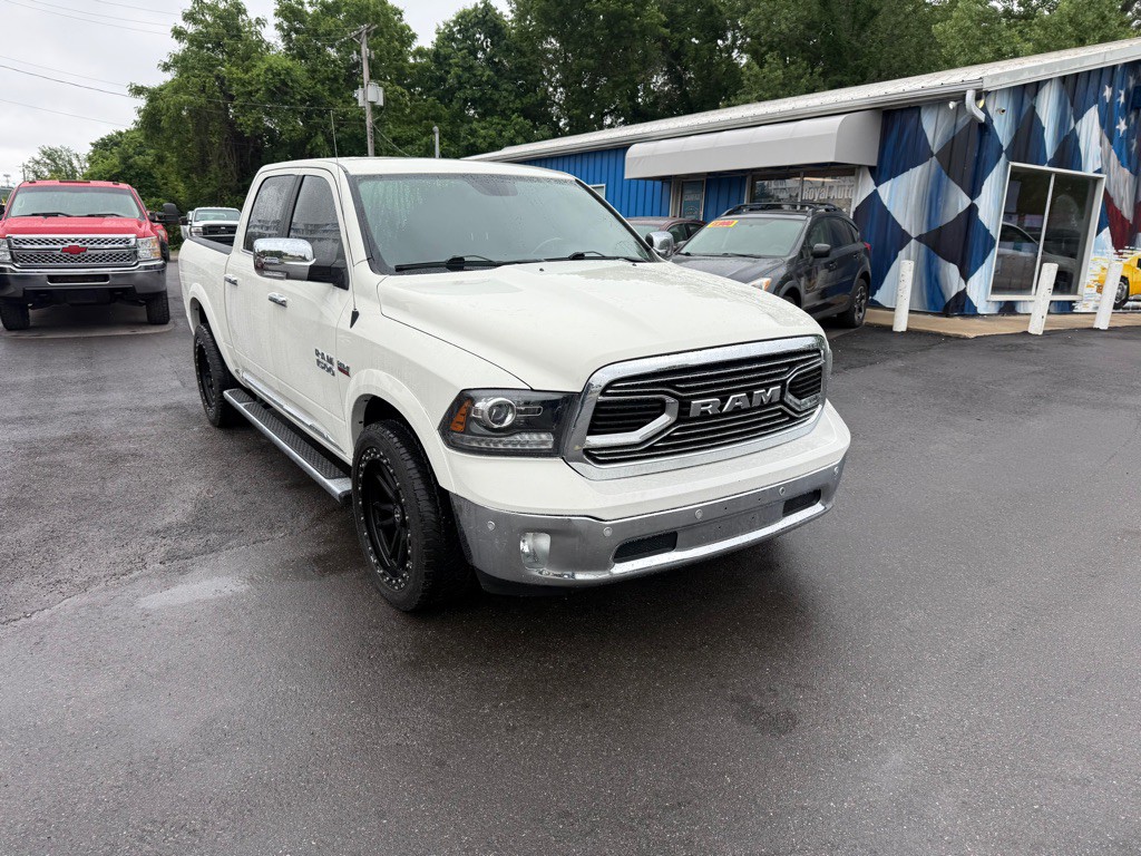 2017 RAM 1500 Image 2