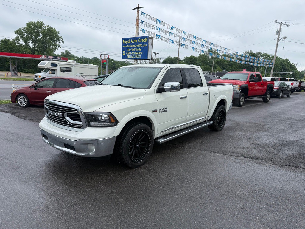 2017 RAM 1500 Image 4