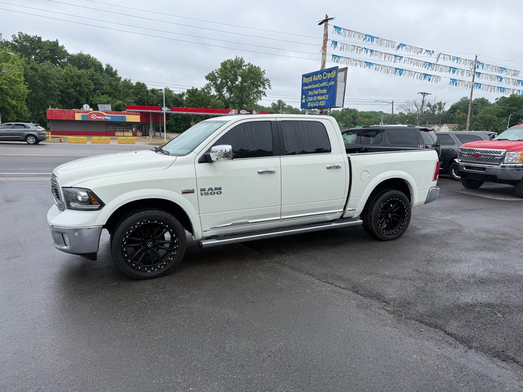 2017 RAM 1500 Image 7