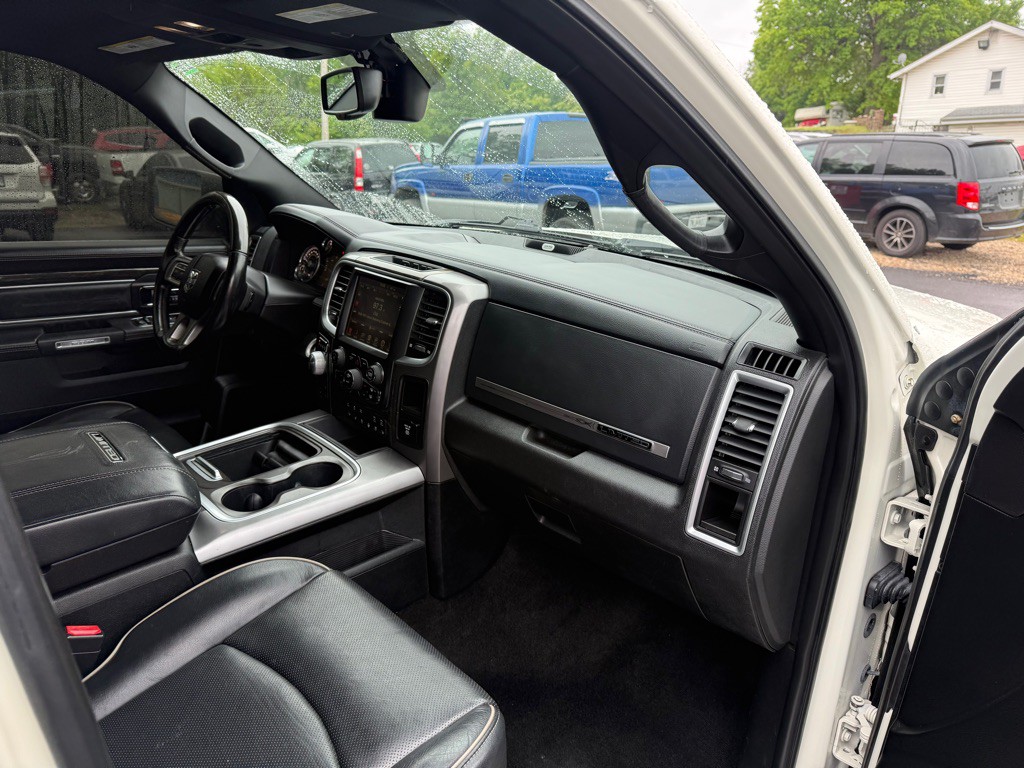 2017 RAM 1500 Image 11