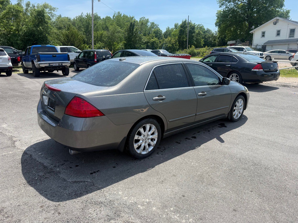 2007 Honda Accord Image 8