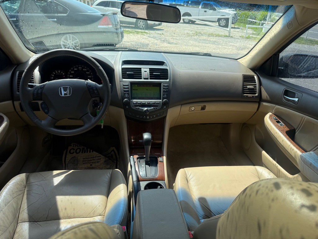 2007 Honda Accord Image 9
