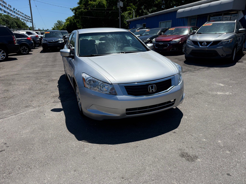 2010 Honda Accord Image 2