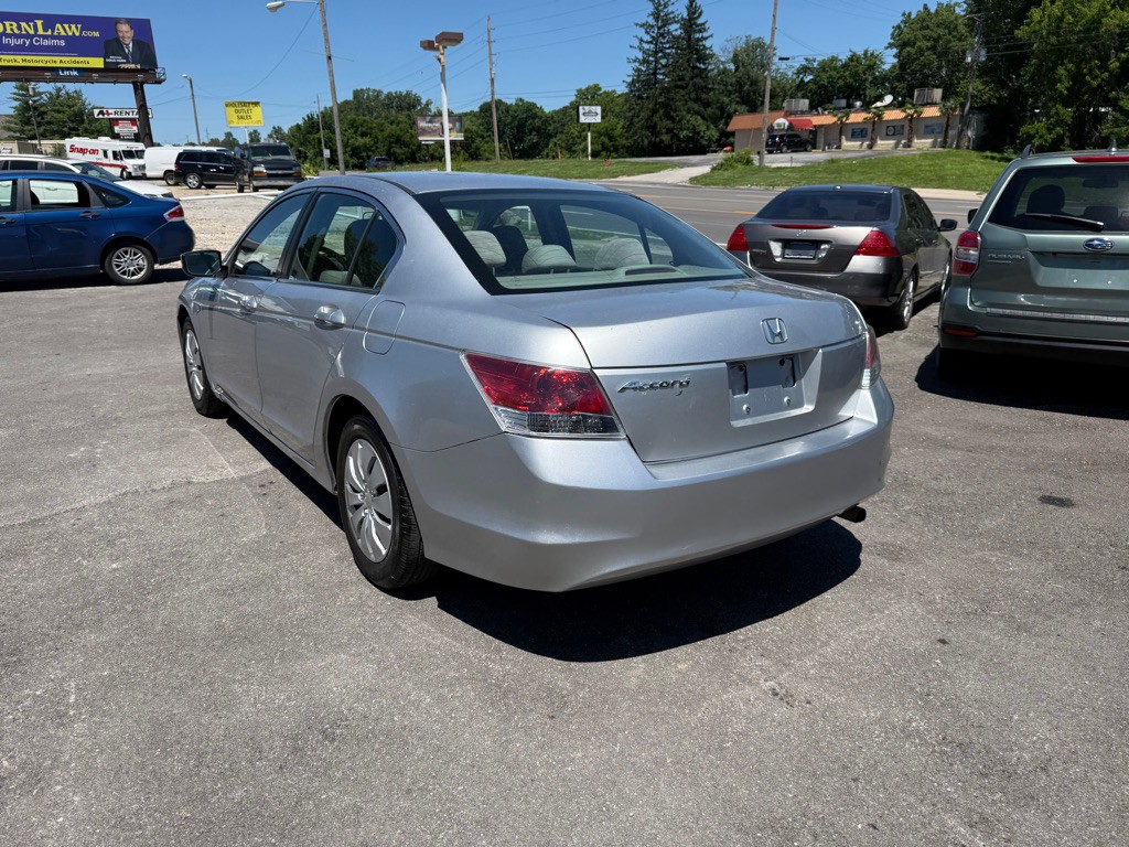 2010 Honda Accord Image 6