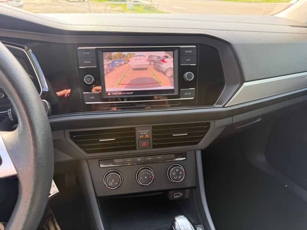 2019 Volkswagen Jetta Image 11
