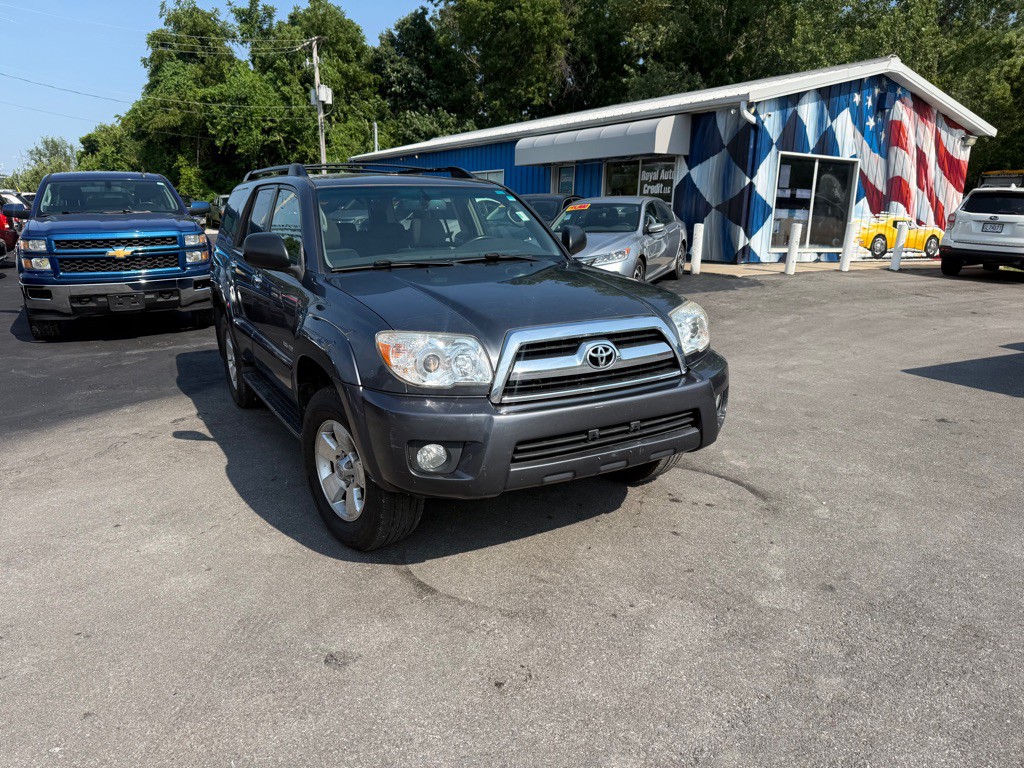 2008 Toyota 4Runner Image 2