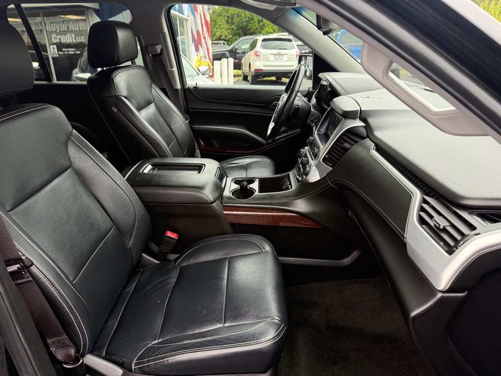 2017 GMC Yukon Image 9
