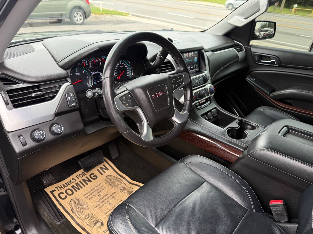 2017 GMC Yukon Image 12