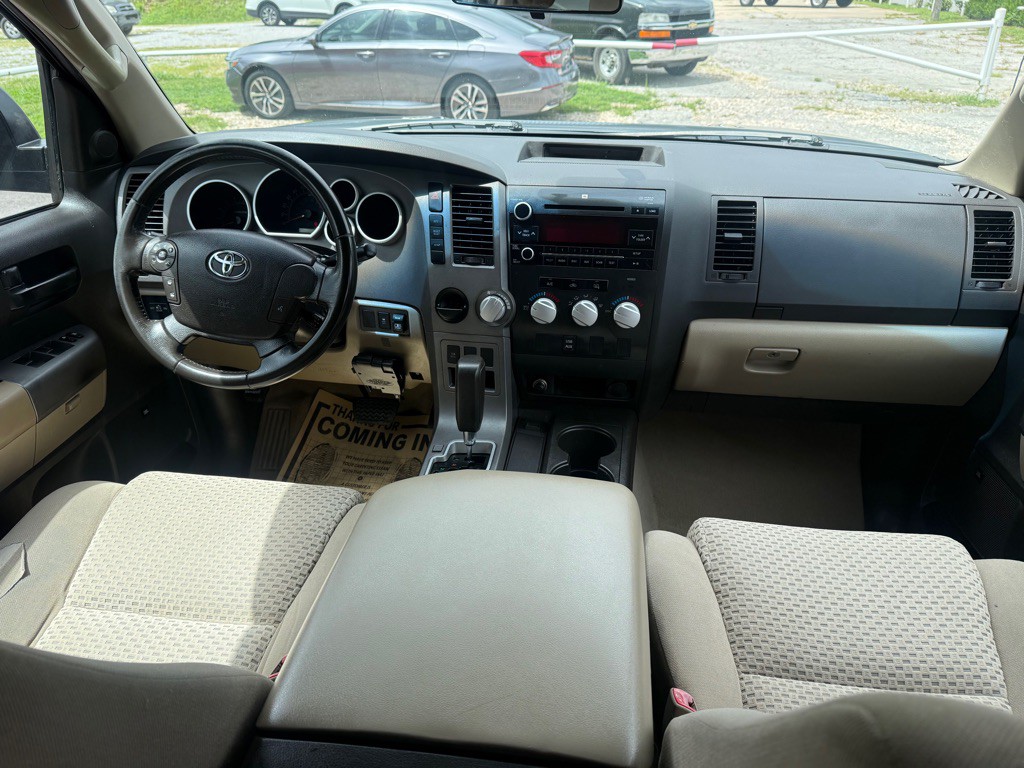 2010 Toyota Tundra Image 11