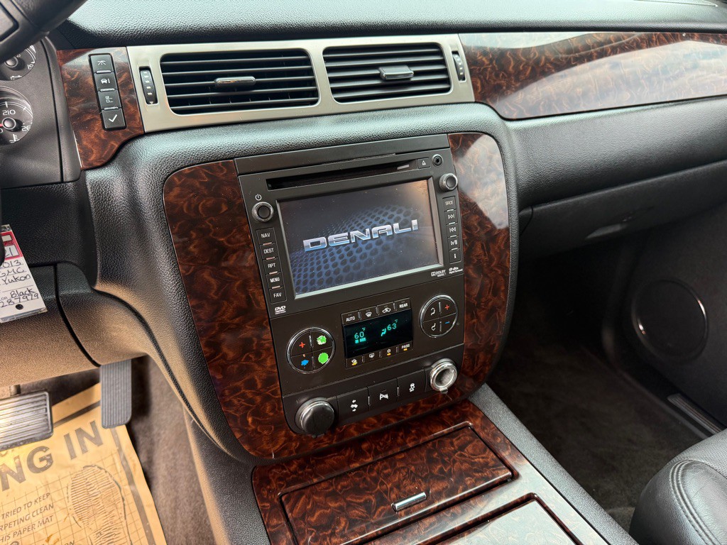 2013 GMC Yukon Image 18
