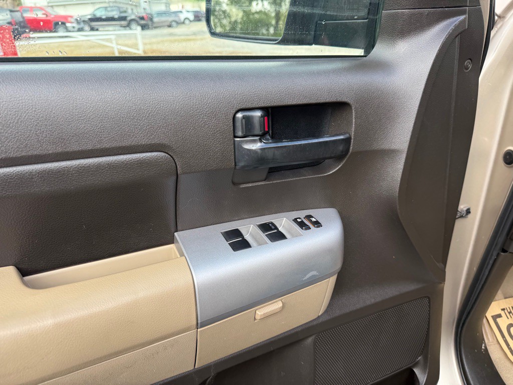 2008 Toyota Tundra Image 12