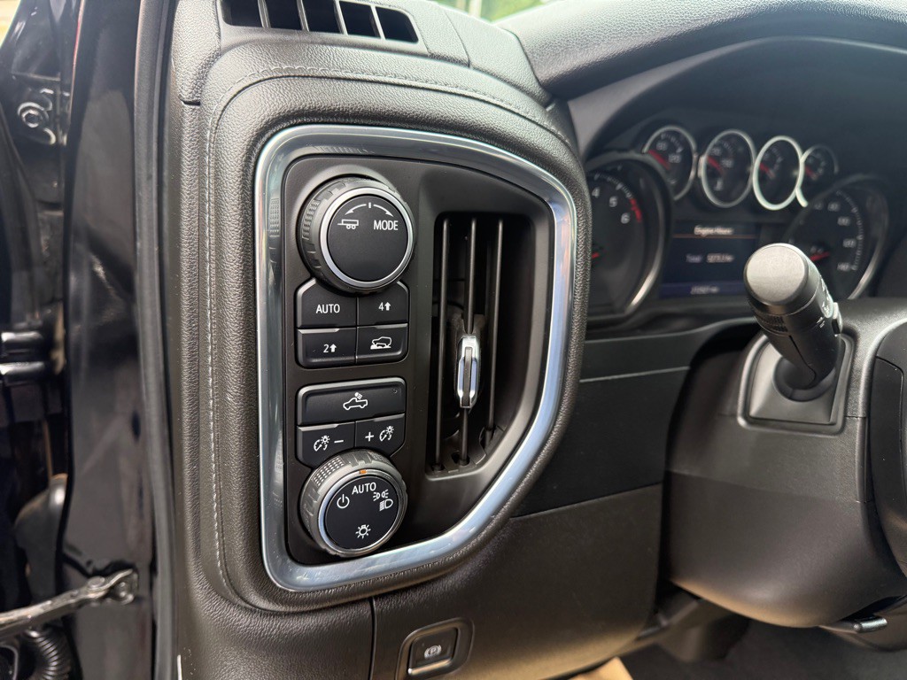 2022 Chevrolet Silverado 1500 Image 13