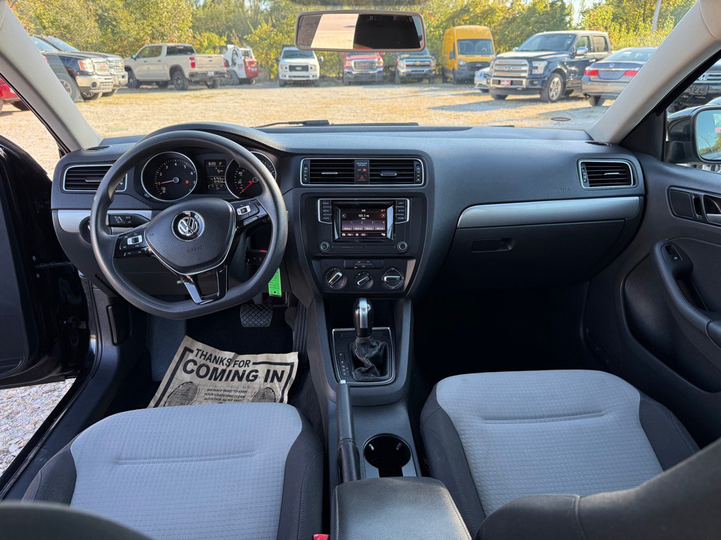 2018 Volkswagen Jetta Image 12