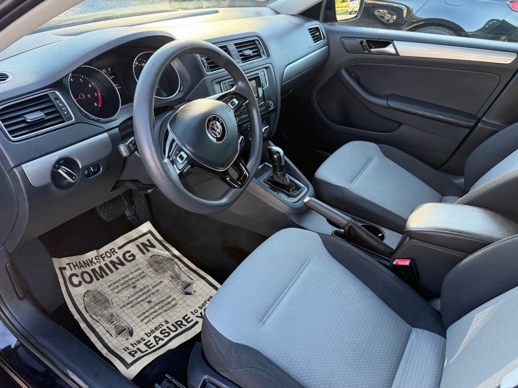 2018 Volkswagen Jetta Image 14
