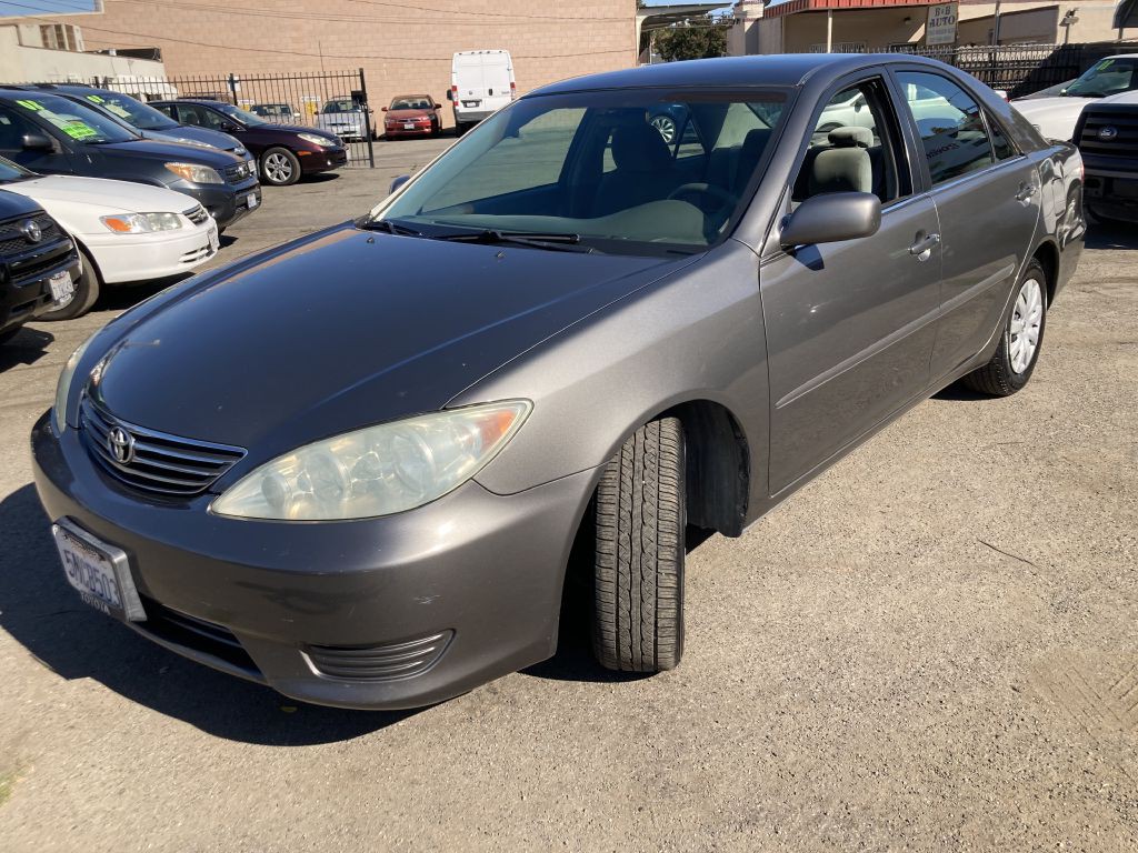 2005 Toyota Camry Image 9