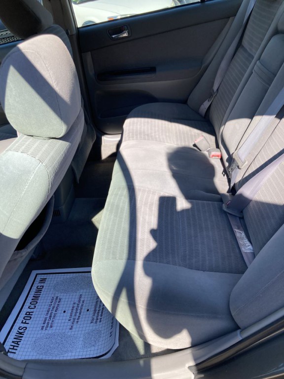 2005 Toyota Camry Image 13