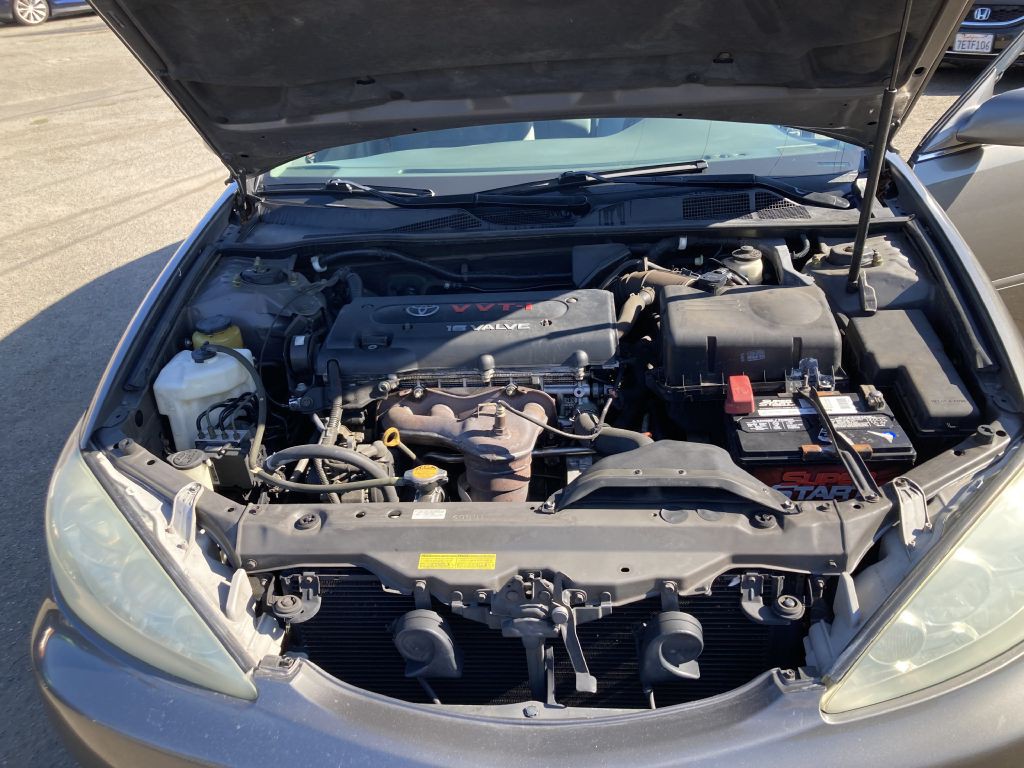 2005 Toyota Camry Image 19