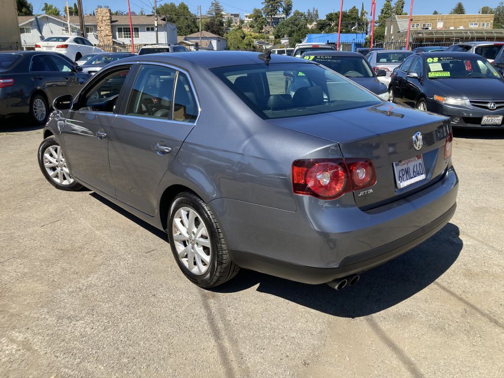 2010 Volkswagen Jetta Image 7