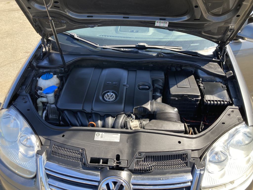 2010 Volkswagen Jetta Image 22